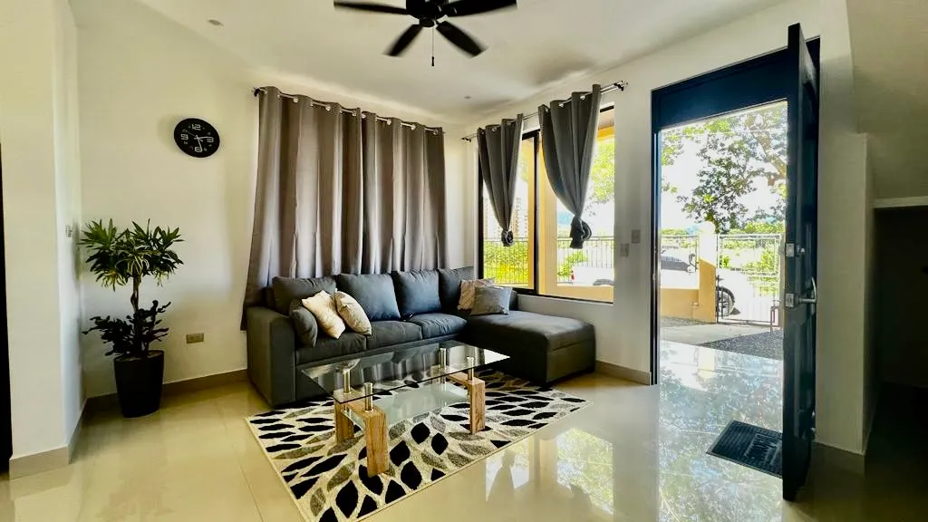 House for sale in Jaco just a few minutes from the beach. - image 5