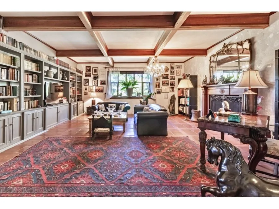 Venetian Oasis Estate luxury home for rent in Santa Ana Costa Rica - image 11