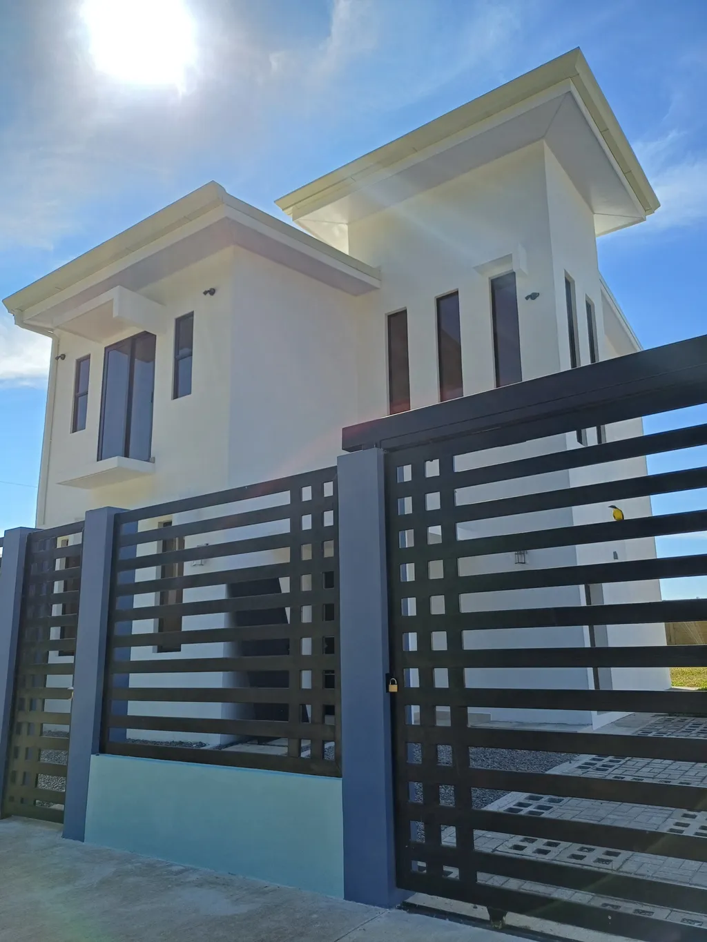 Brand-new two-story home with large backyard near Jacó - image 3