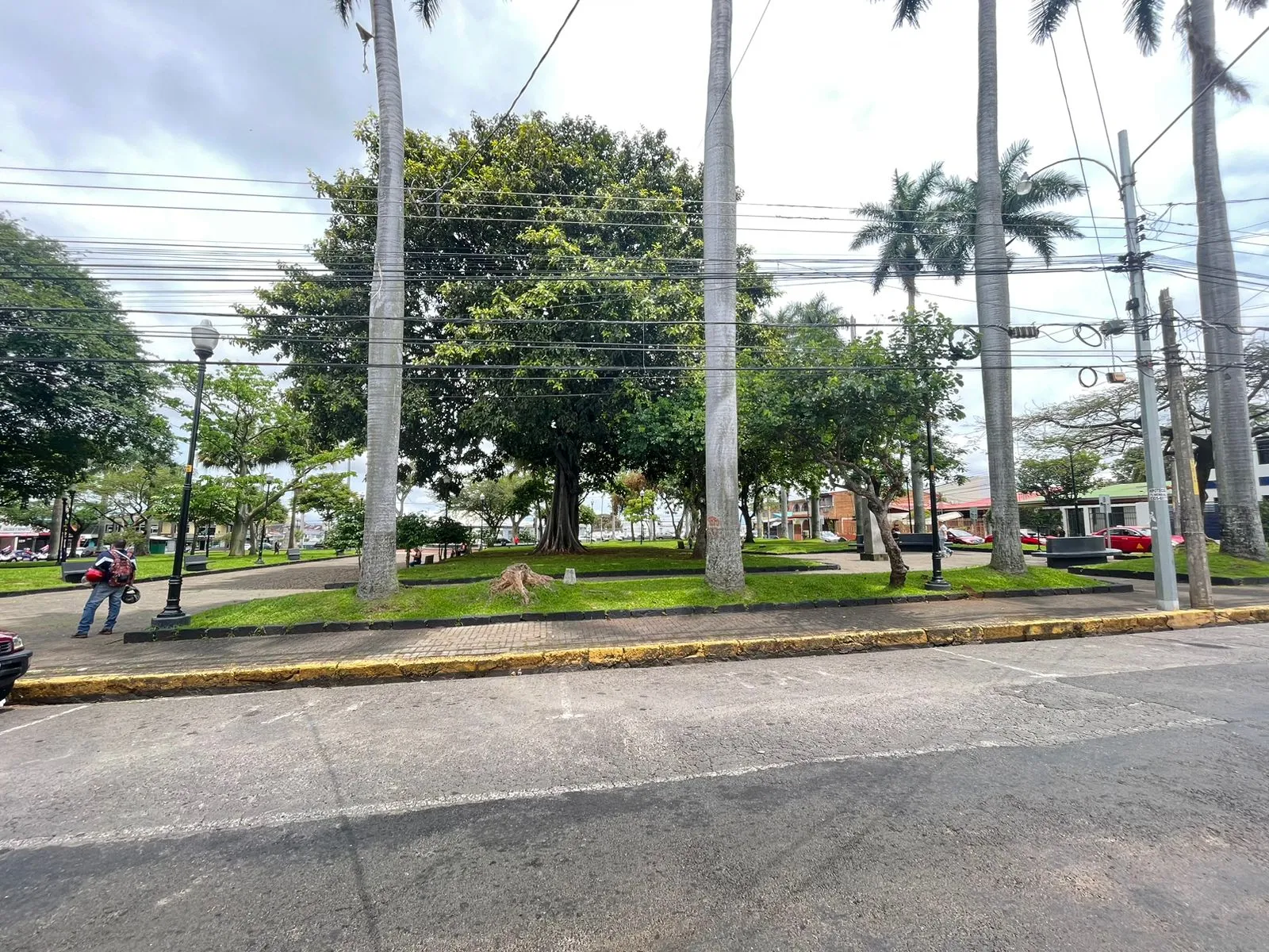 House for Sale in Downtown Alajuela - image 2