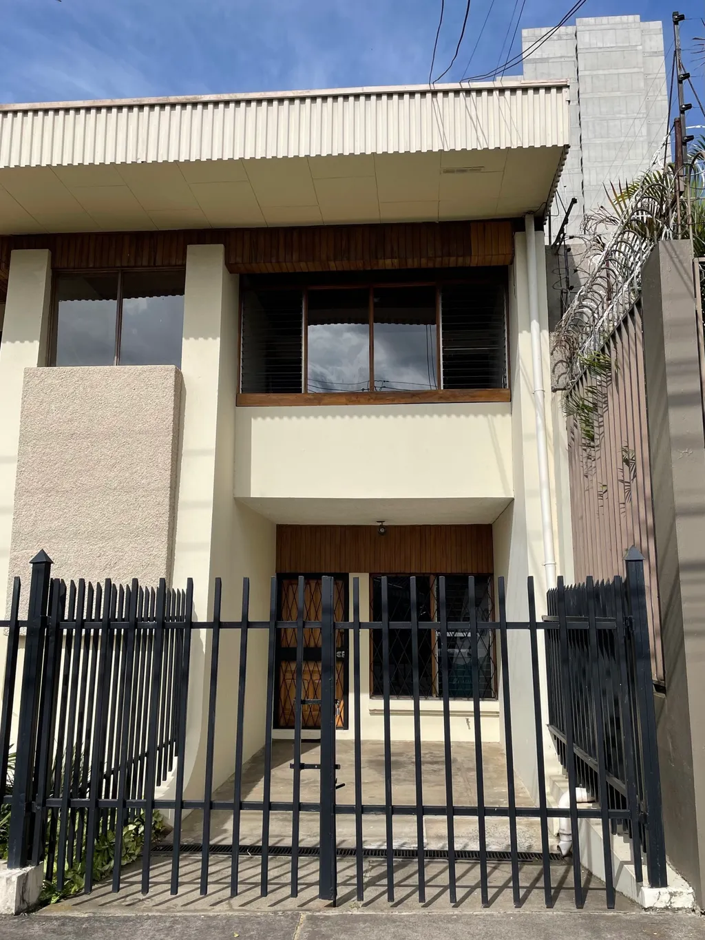 Rent / Office, Rohrmoser, San Jose - image 1