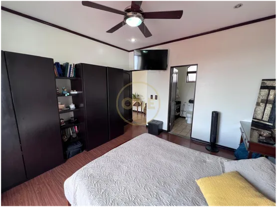 Elegant Residence in Alajuela - image 15
