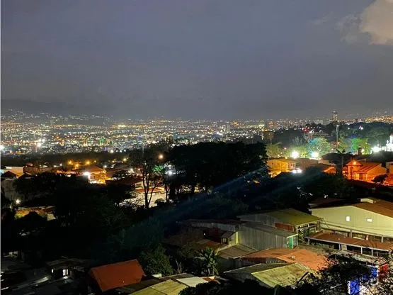 Modern Penthouse with Spectacular Views in Escazú - image 6