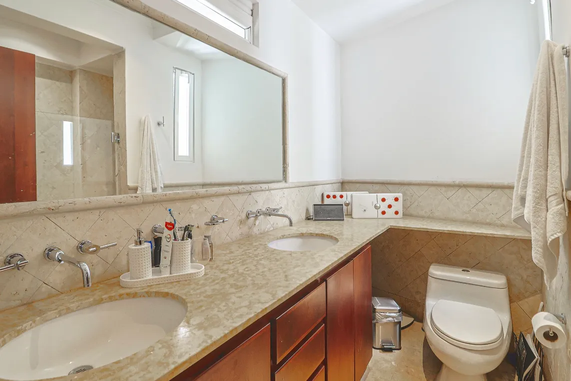 Vendo Condominio en San Rafael de Escazú - image 12
