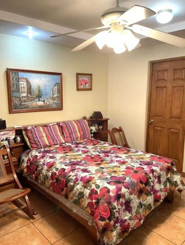 Sale / Interesting Property, (House and Apartments), La Uruca, San Jose - image 12