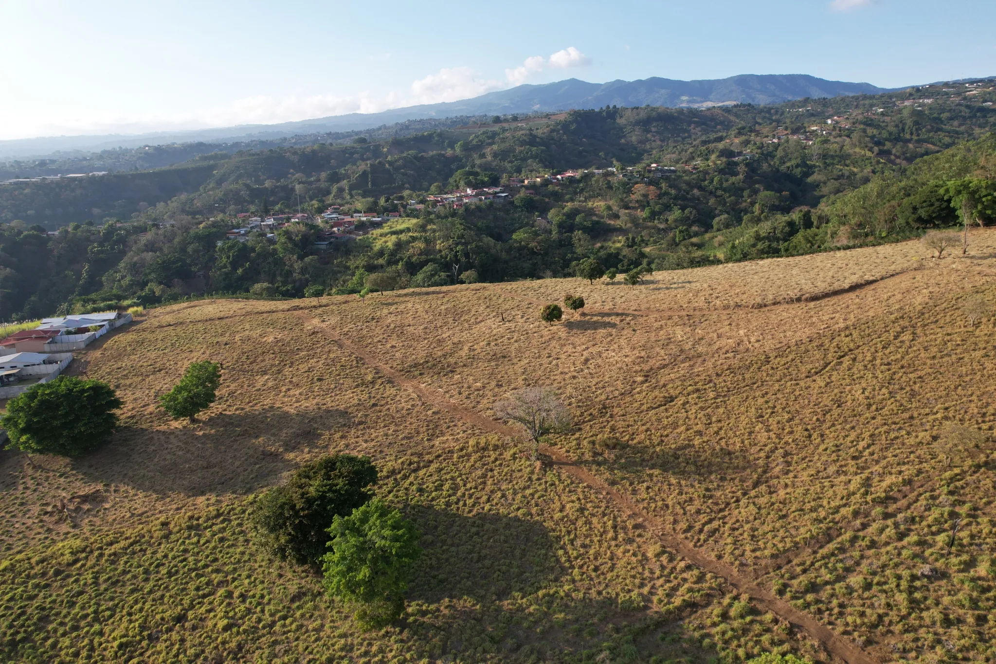 Opportunity! La Pradera de los Angeles - image 5