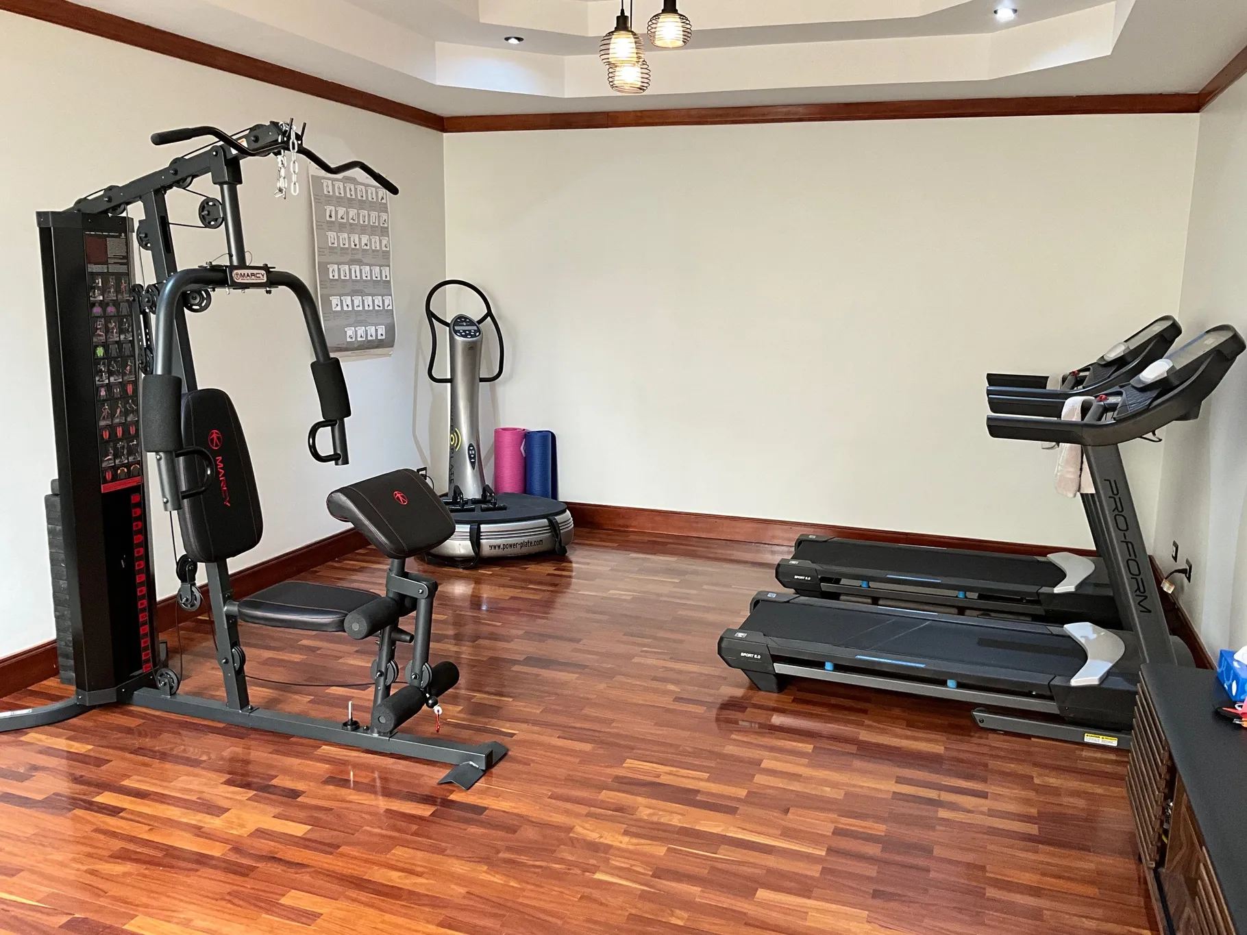 For Sale: Independent House in Trejos Montealegre – Escazú - image 11