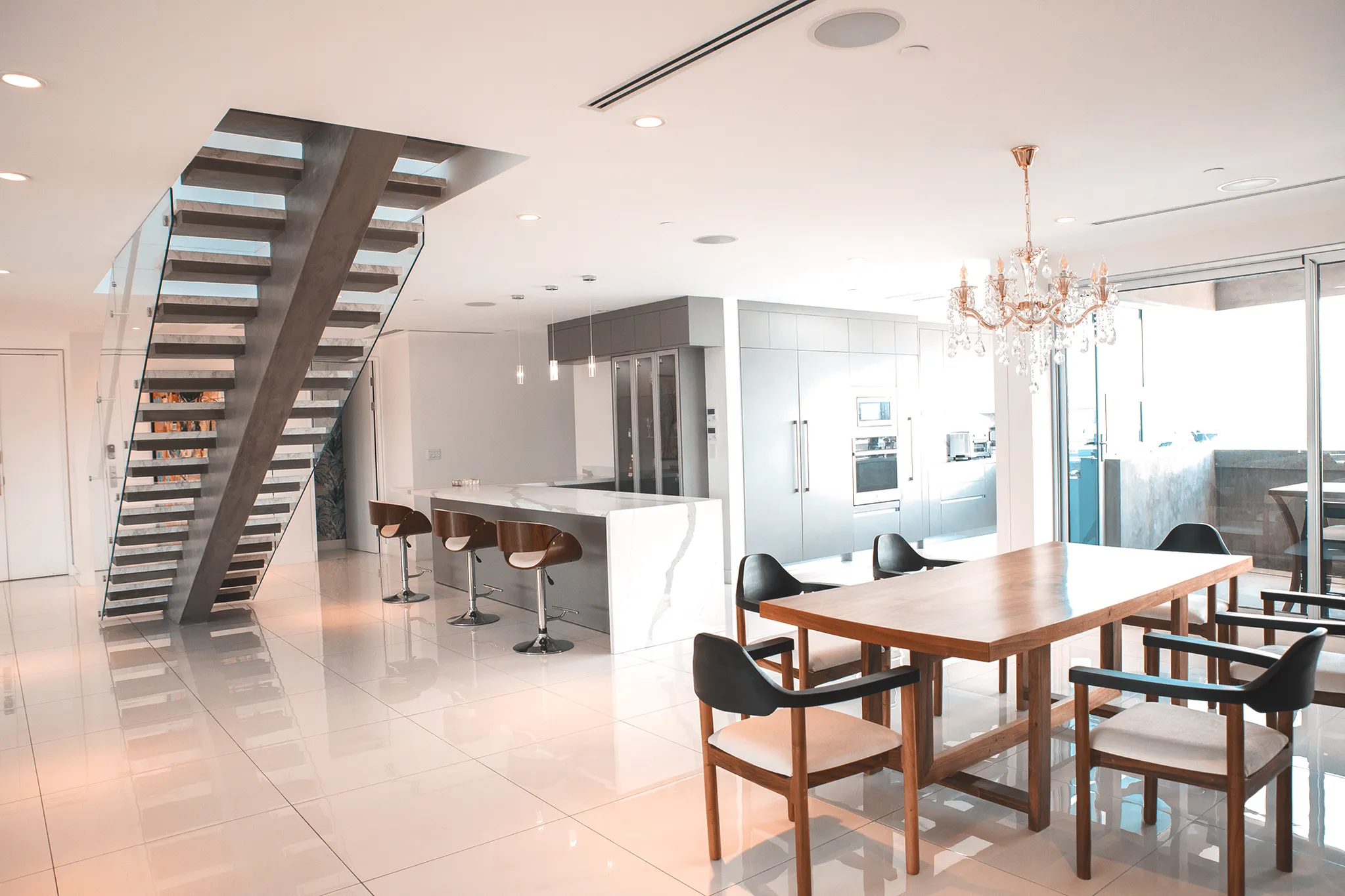 Penthouse for Sale in Central Park Condominium, Escazú - image 4