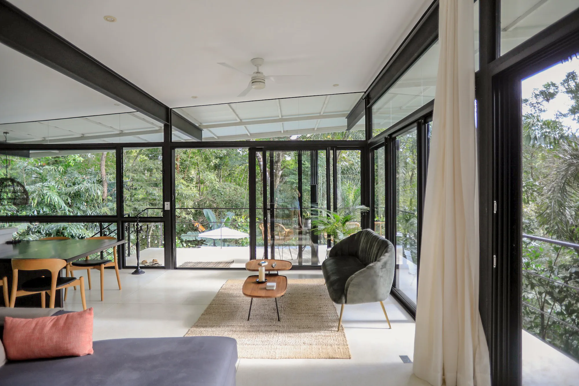 Lovely two bedroom house minutes from Hermosa Beach with pool - image 12