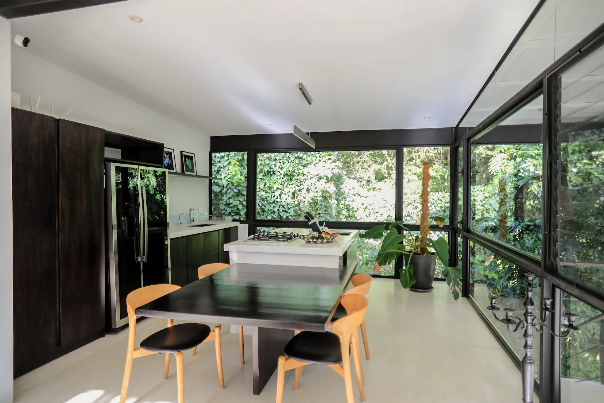 Lovely two bedroom house minutes from Hermosa Beach with pool - image 9