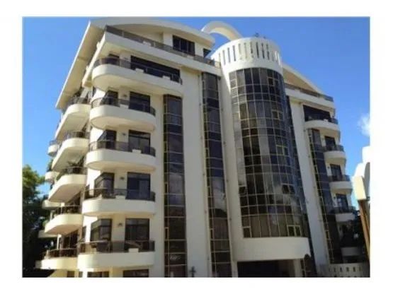 Fully furnished Condo, Riverside - image 1