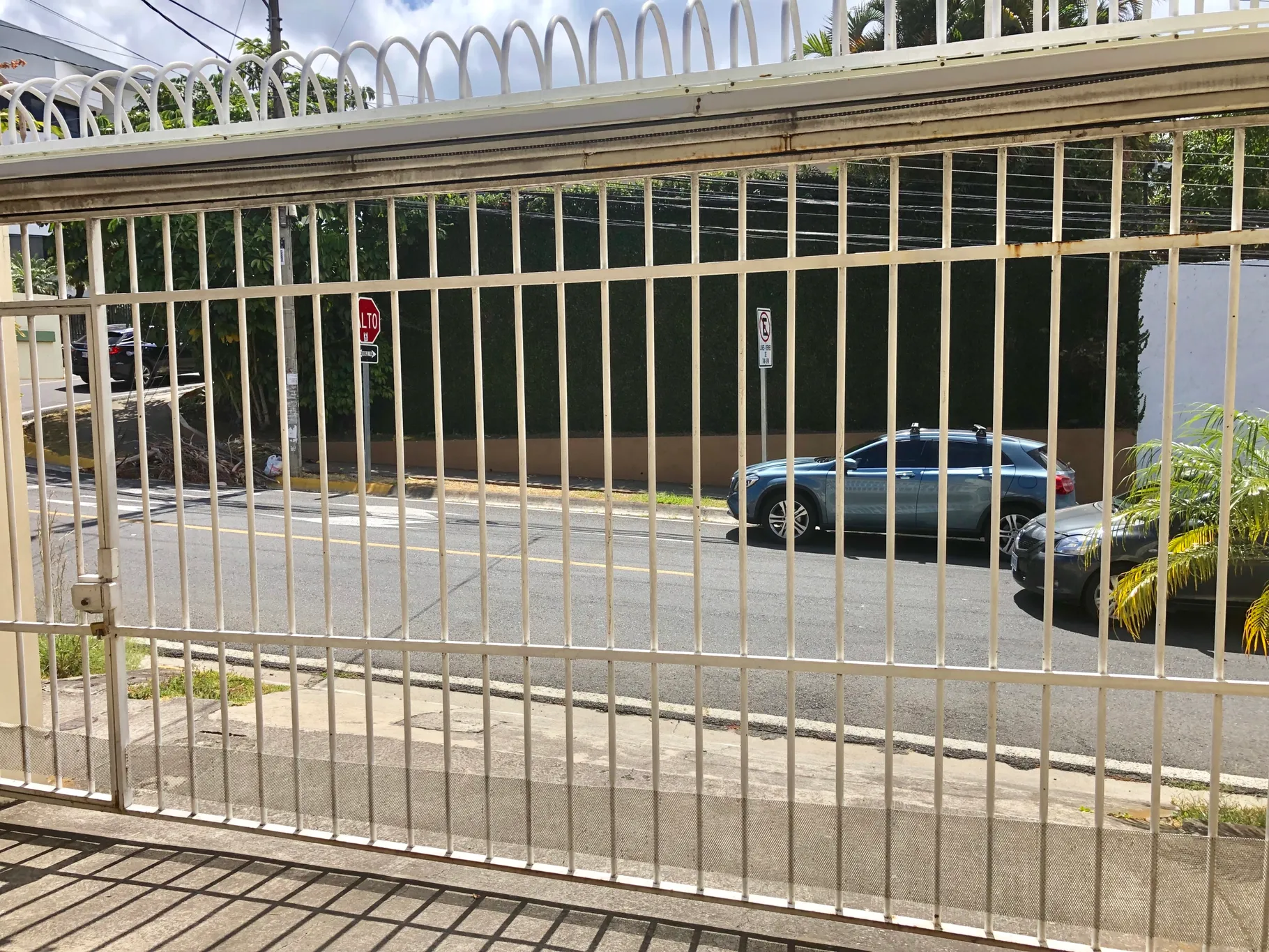 Sale / Nice House in Trejos Montealegre Residential, San Rafael, Escazu, San Jose - image 7