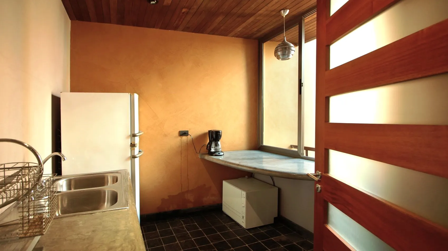 Incredible commercial investment opportunity in a prime location in the center of Santa Teresa - image 15