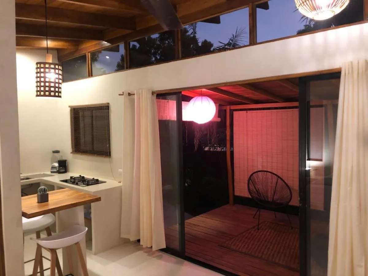 Bed and Breakfast 4 bungalows 2 duplex cabinas pool walking distance to the beach in Santa Teresa - image 12