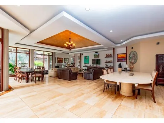 Luxurious Independent House for Sale or Rent in Escazú -Luxury - image 9