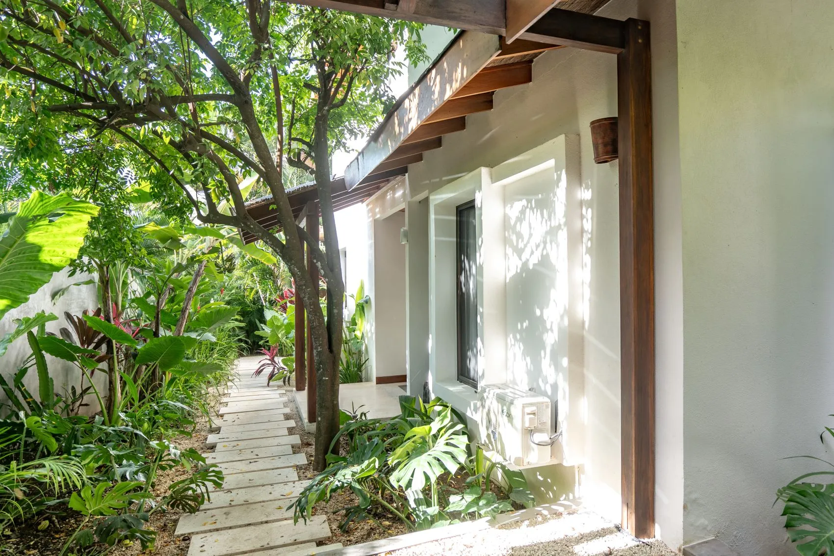 3 Bedroom Beach house with Pool foot steps from Playa Hermosa Santa Teresa - image 9
