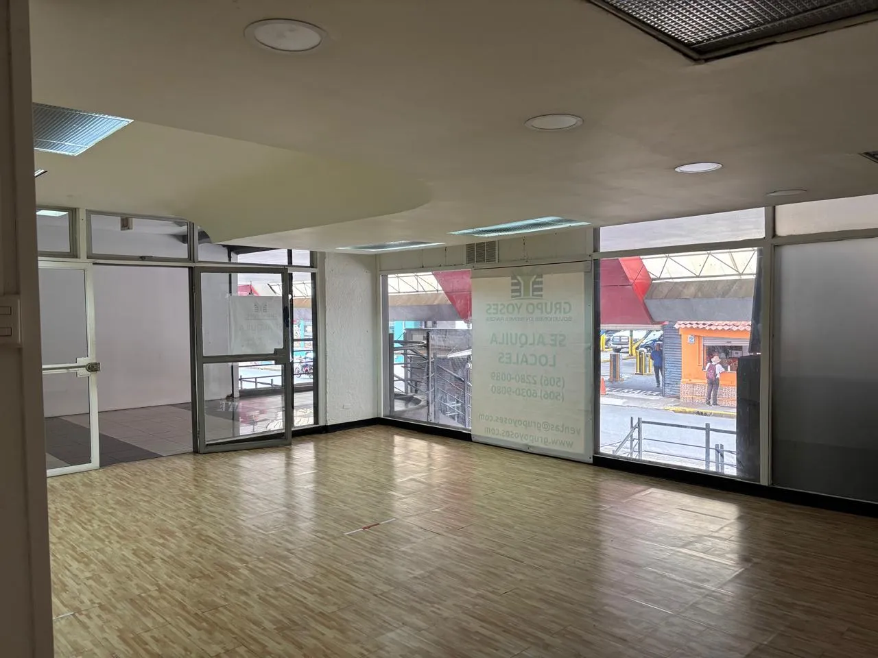 LOCALES COMERCIALES EN LA CAPITAL , SAN JOSE - image 10