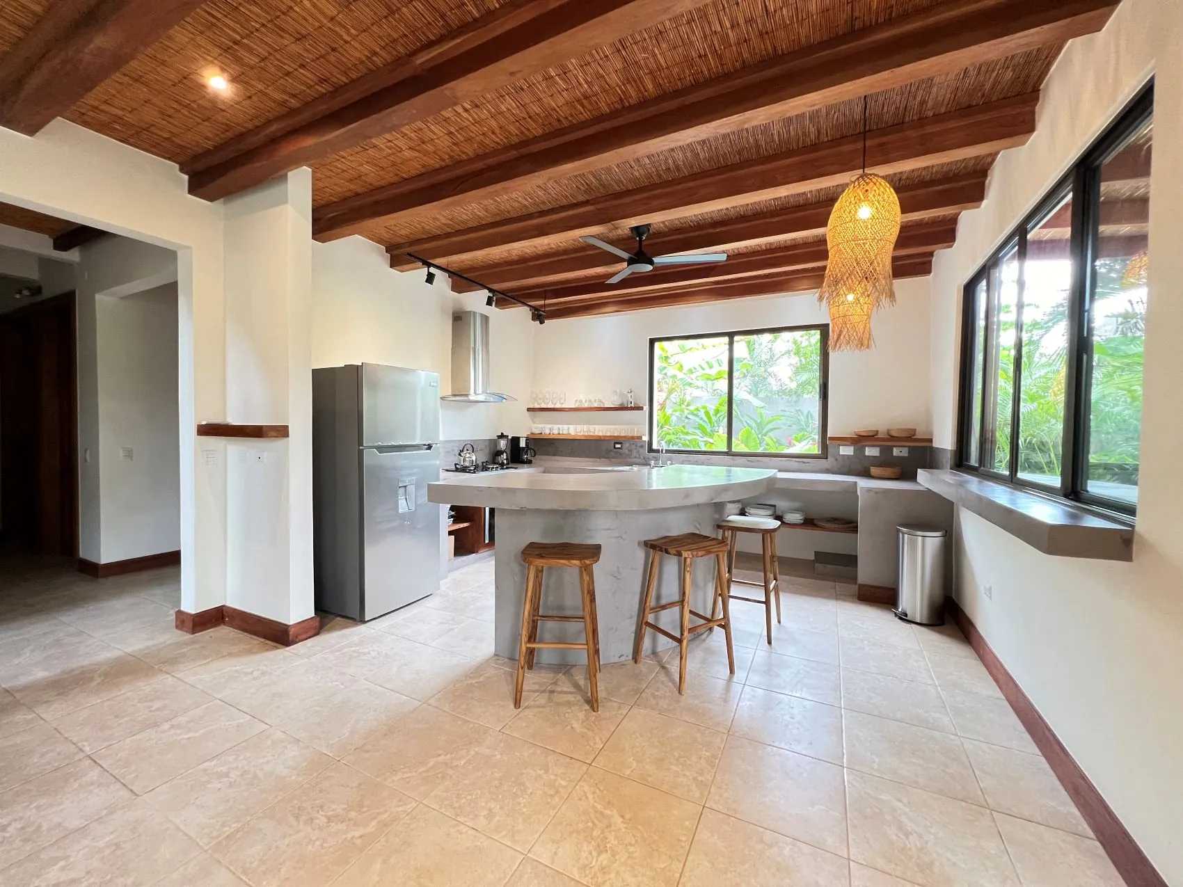 3 Bedroom Beach house foot steps from Playa Hermosa Santa Teresa - image 7