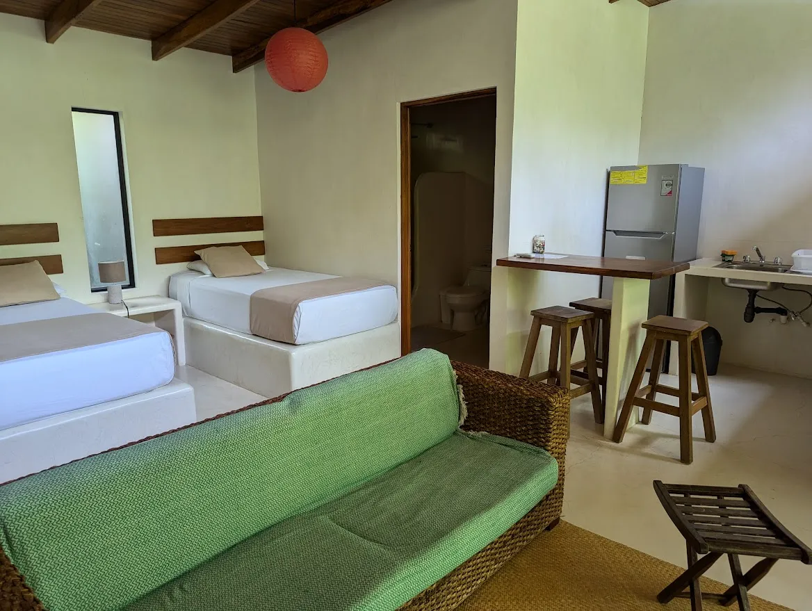 Bed and Breakfast 4 bungalows 2 duplex cabinas pool walking distance to the beach in Santa Teresa - image 5