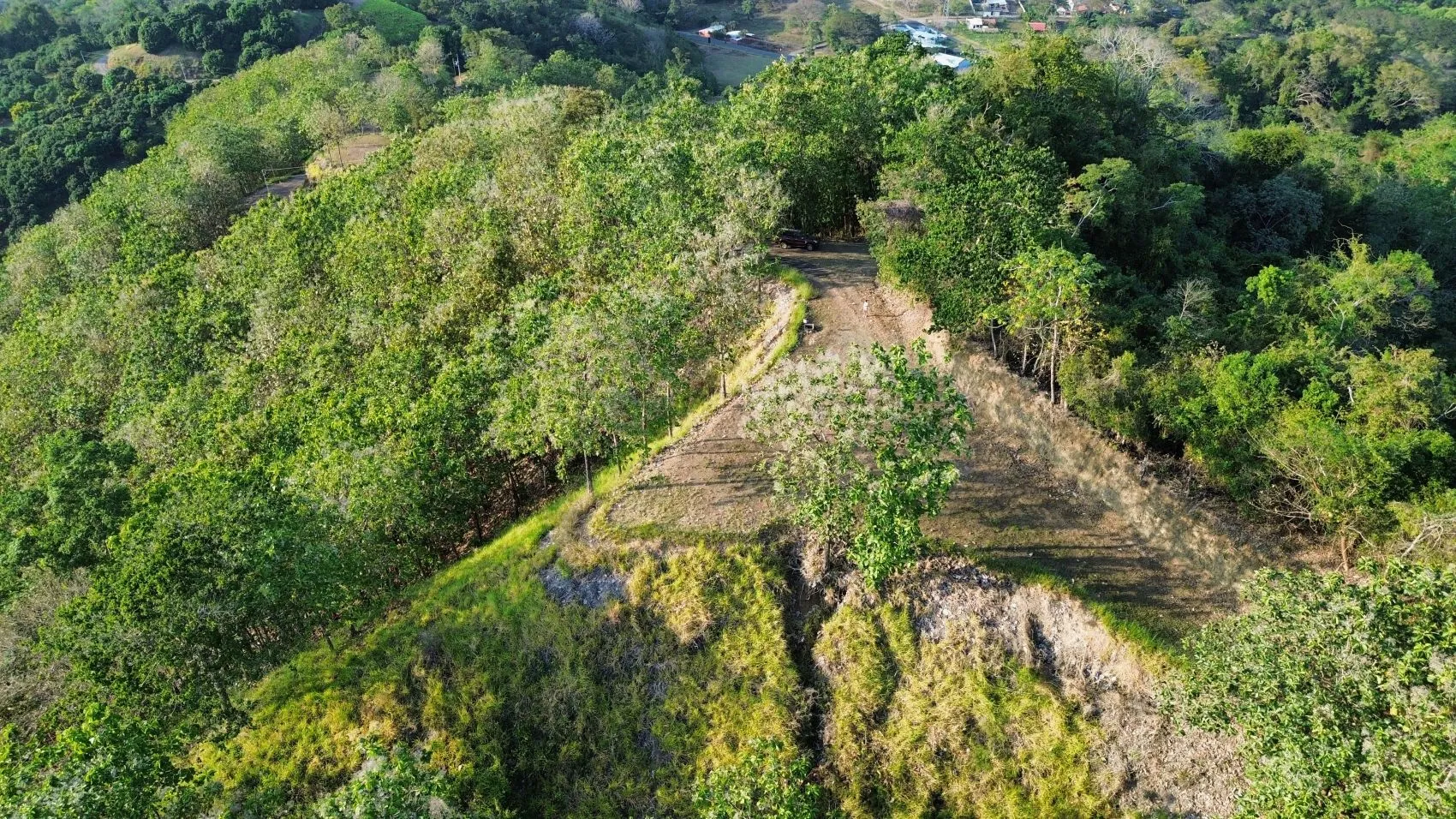 Beautiful Oceanview lot in community in Tambor - image 3