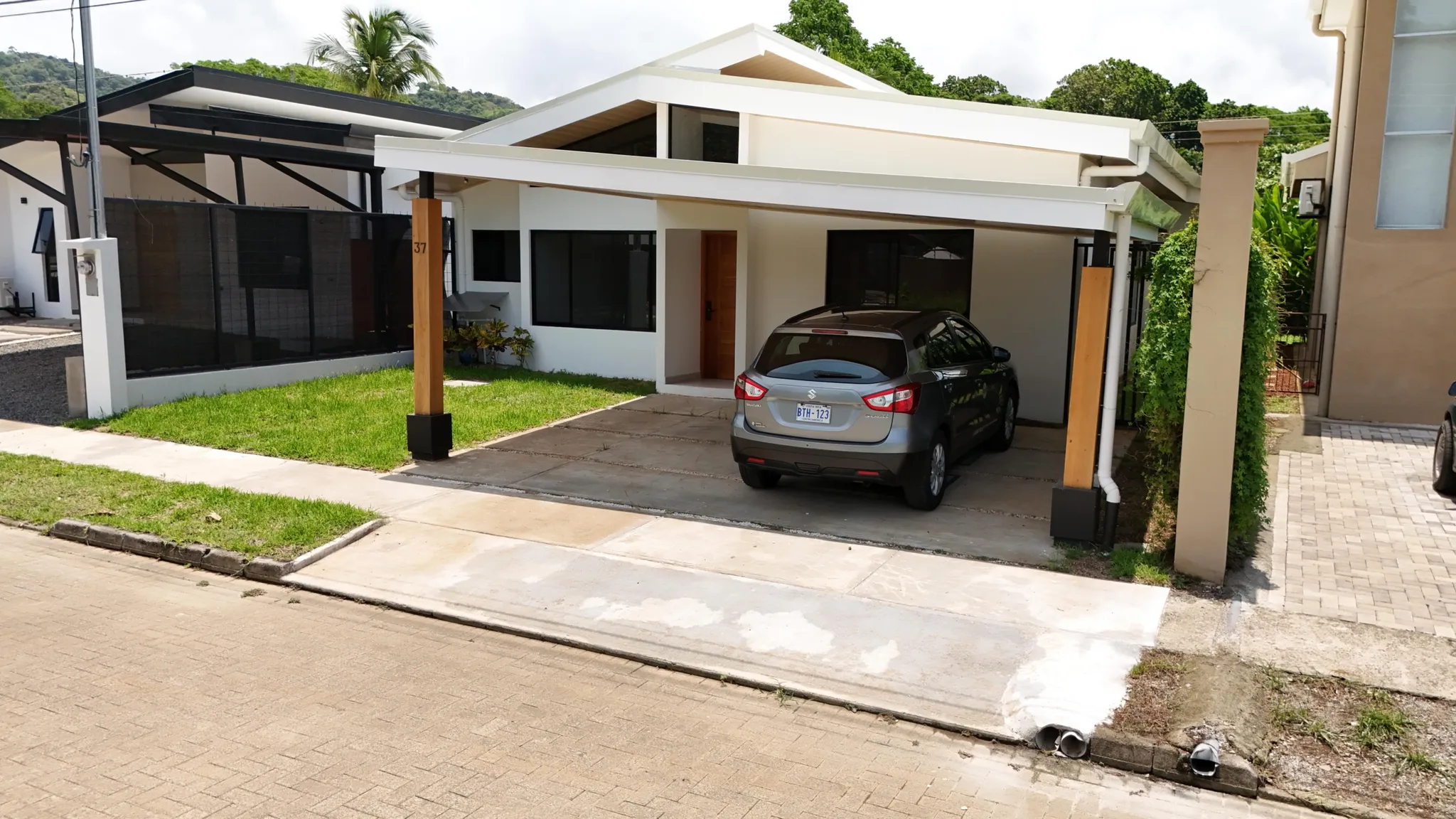 Discover this beautiful brand-new home located in an exclusive residential community in Playa Hermosa, just minutes away from one of Costa Rica’s most stunning beaches. - image 3