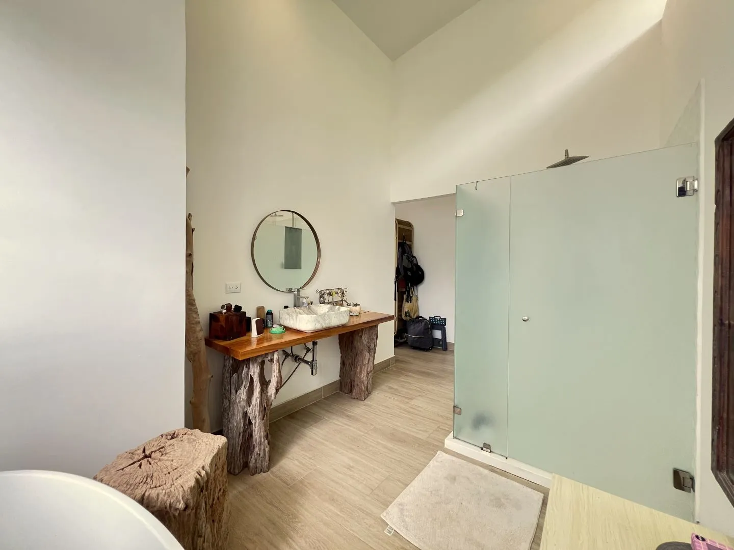 3 bedroom villa, 2 appartments with breathtaking ocean view in Santiago de Hermosa - image 11