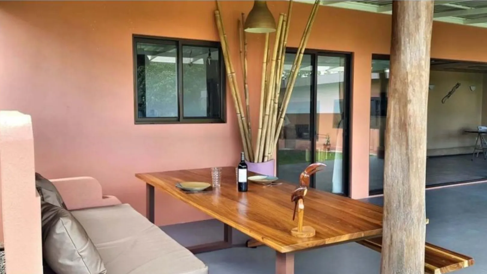 PARADISE GETAWAY HOUSE IN PUERTO JIMENEZ, COSTA RICA - image 2