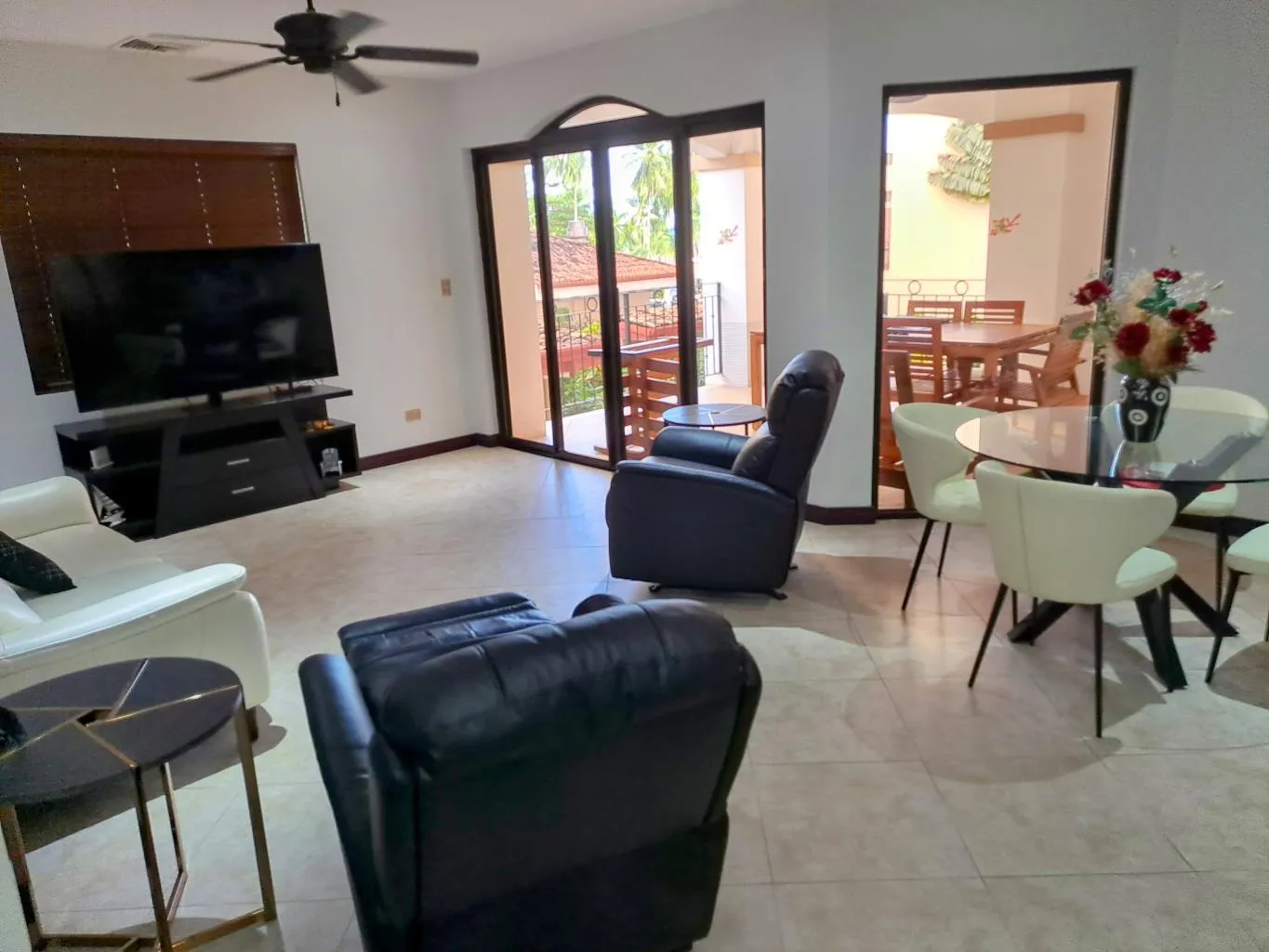 Exclusive: Reduced to $349k Jaco Beachfront Luxury Condo - image 8