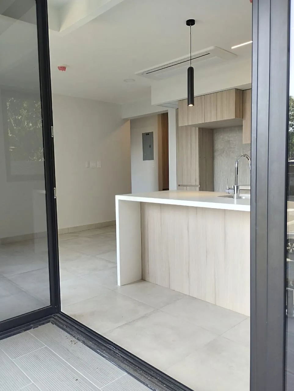 Torres del Mar – Modern New Condo Just Steps from Jaco Beach - image 11