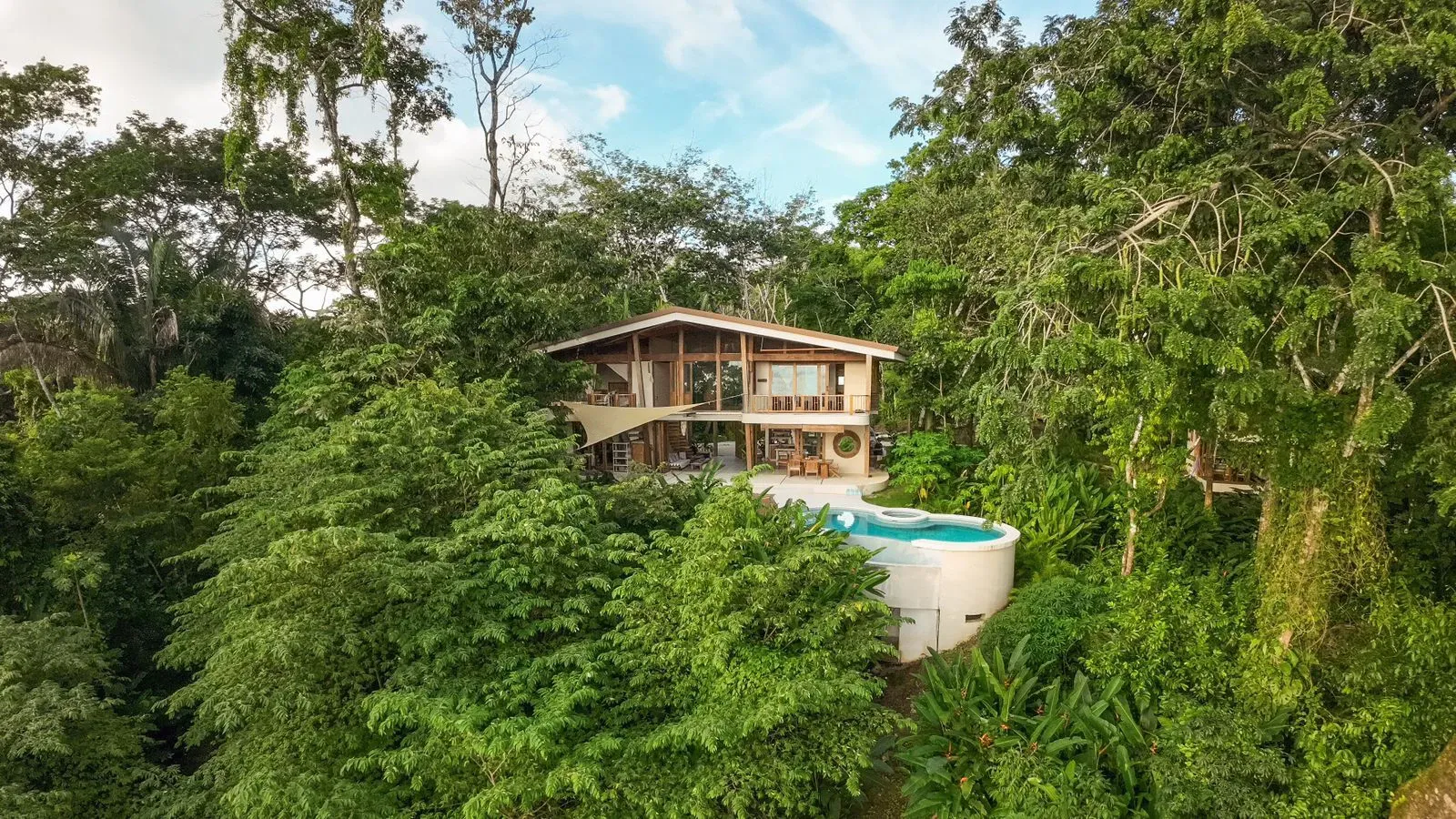 Three Beautifully Styled Homes with Ocean View Just Minutes from the Beach in Santa Teresa - image 2