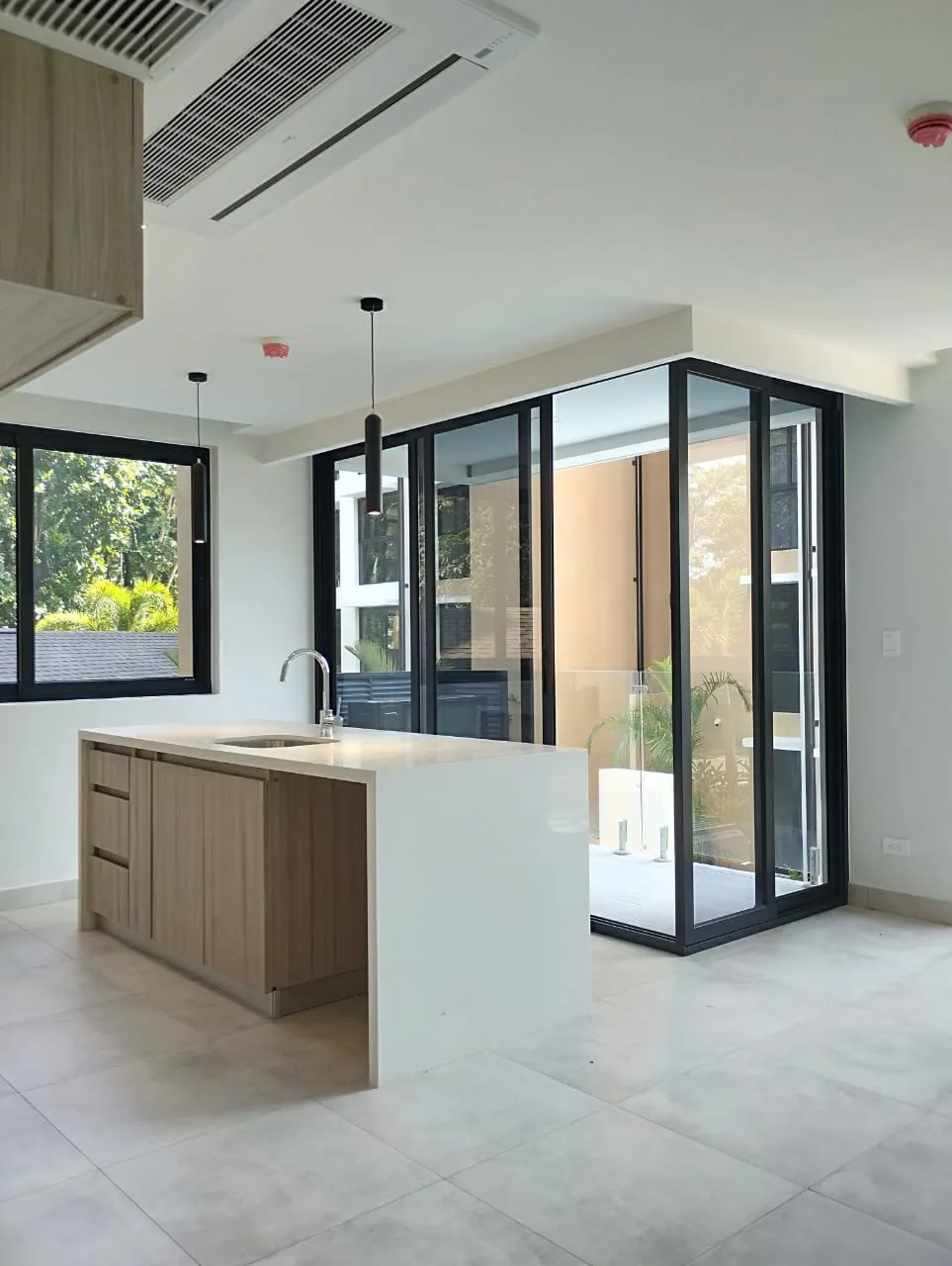 Torres del Mar – Modern New Condo Just Steps from Jaco Beach - image 8