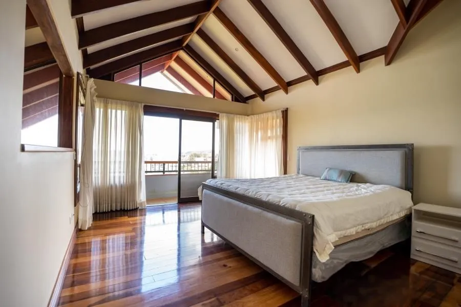 CHALET- STYLE HOME IN VOLIO, SAN RAMON  - image 14