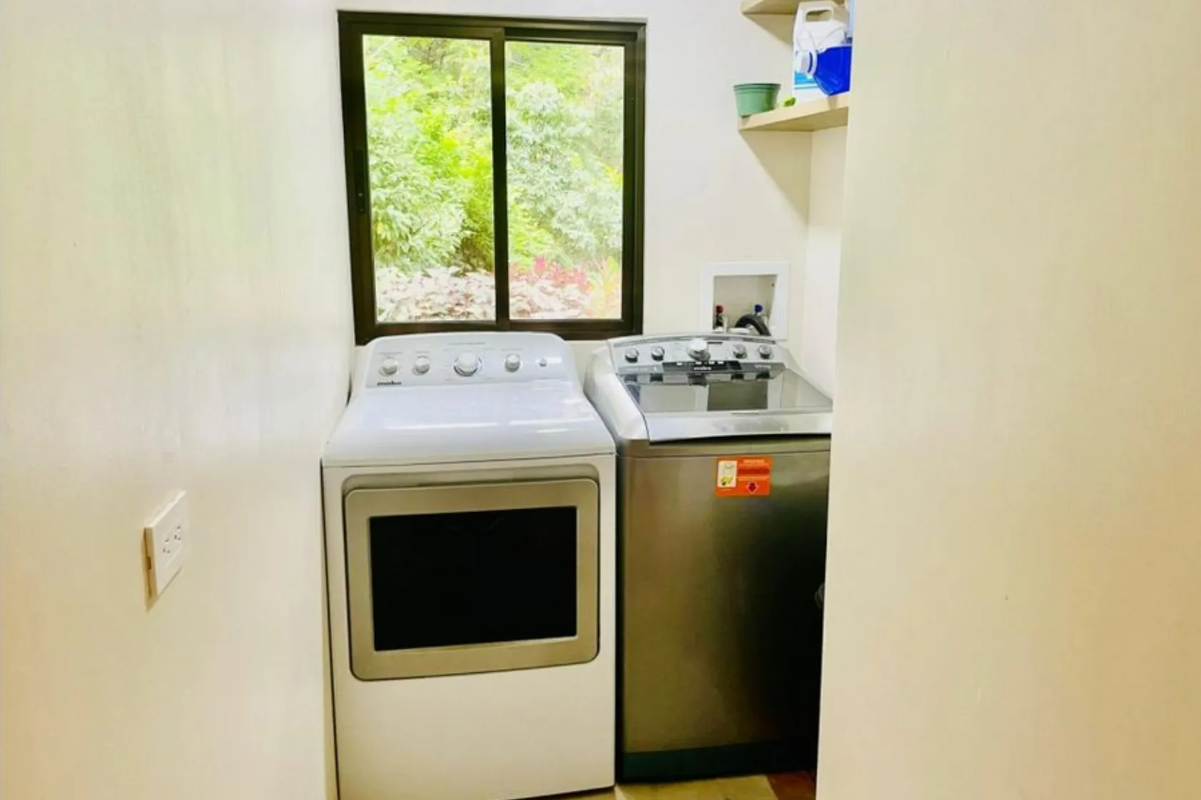 ELEGANT TUSCAN-STYLE HOUSE WITH SWIMMING POOL IN OJOCHAL, COSTA RICA - image 11