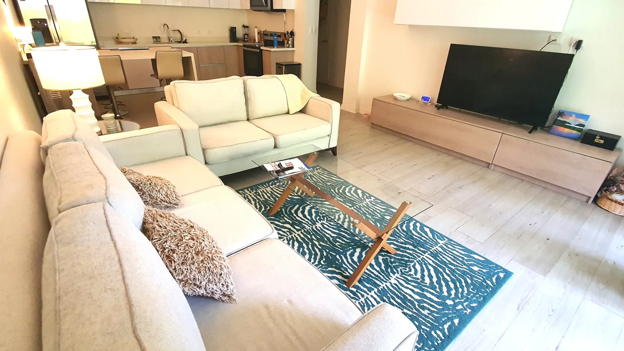 Charming Apartment for Sale in La Floresta, Herradura - image 8