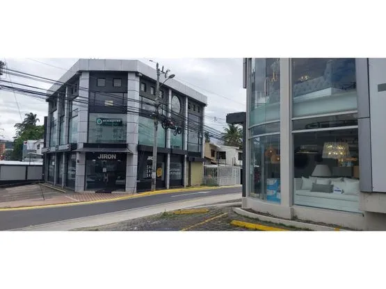 Prime Commercial Space in Escazú - Invest in San José - image 3