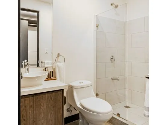 SE VENDE -FOR SALE Condominio NOVATRIANA en Alajuela - image 14