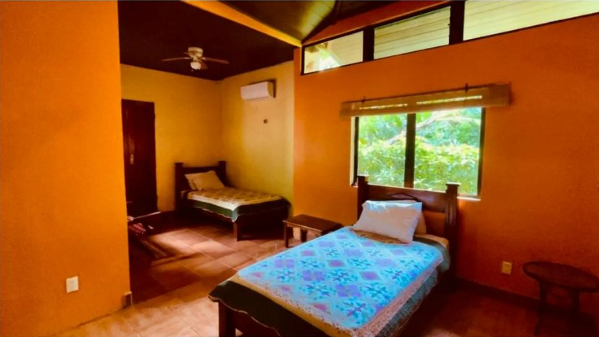 ELEGANT TUSCAN-STYLE HOUSE WITH SWIMMING POOL IN OJOCHAL, COSTA RICA - image 5