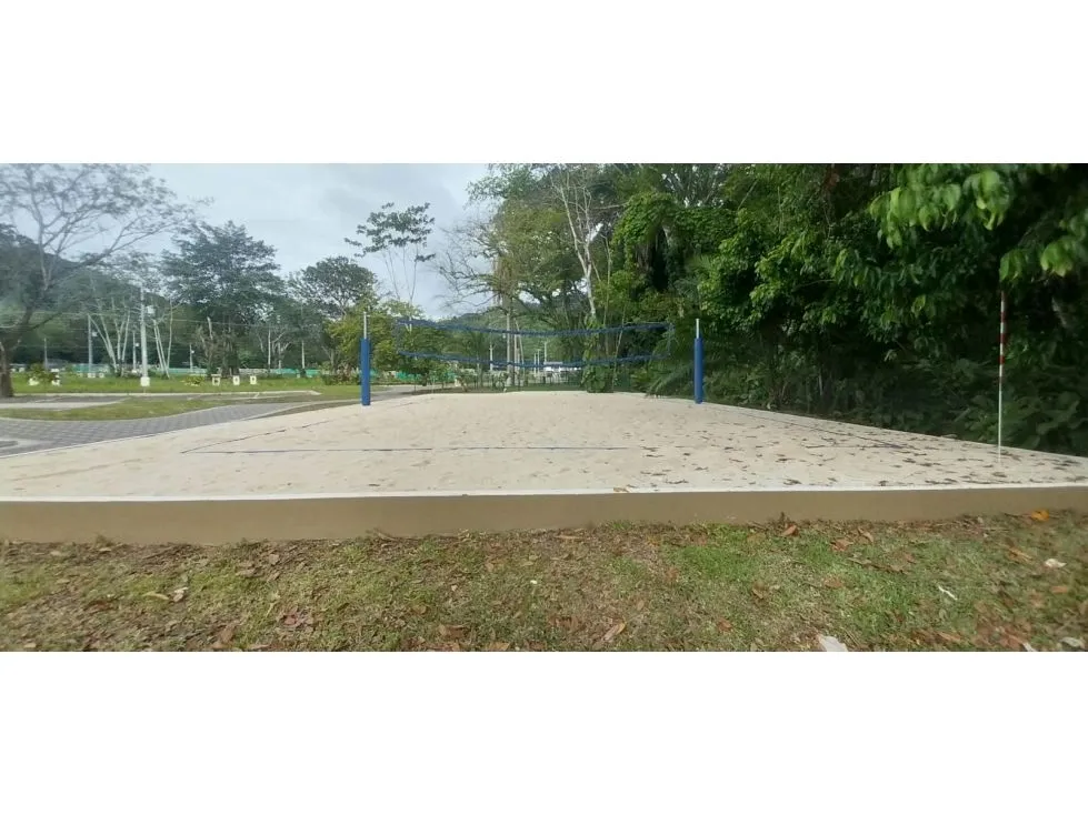  Lot Of Land On Exclusive Beach Condominuim - image 4
