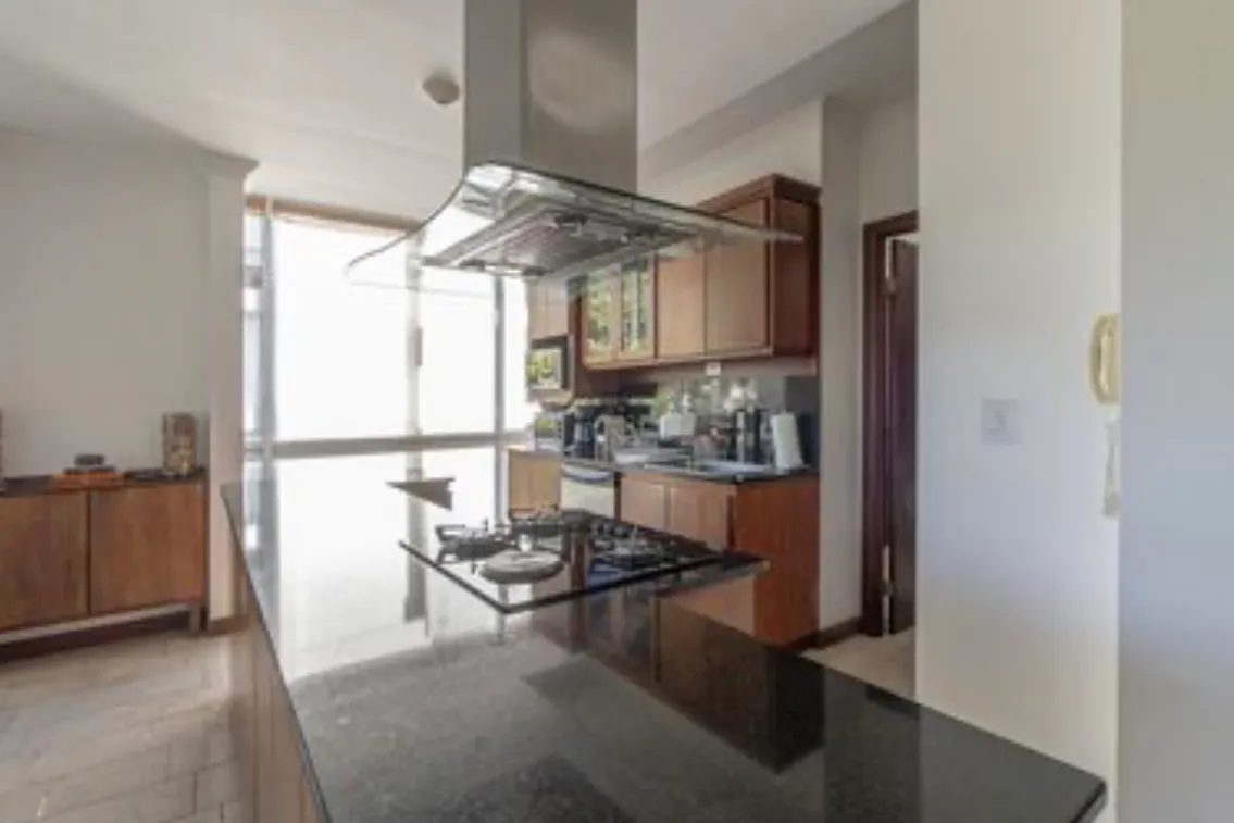 Vendo Condominio en San Rafael de Escazú - image 4