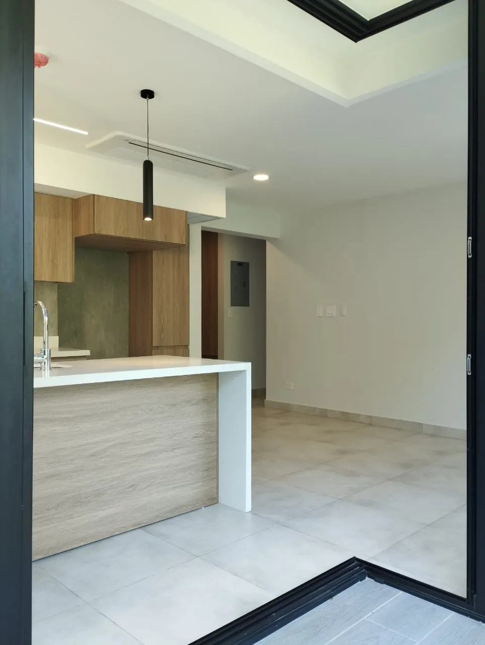 Own a Piece of Paradise – Stunning New Condo in Jaco Beach - image 10