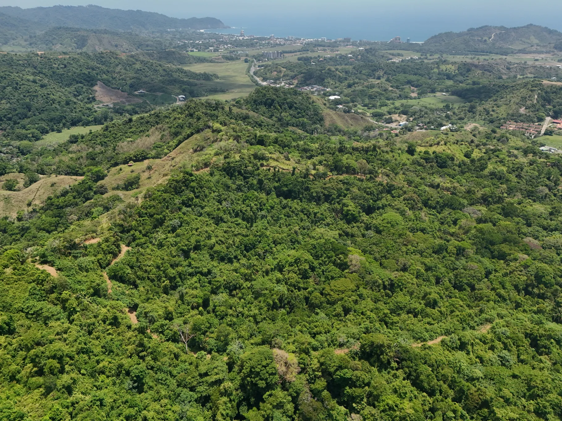 🌄 Prime Development Opportunity in Herradura – 206,657 m² with Ocean & Mountain Views 🌊🌿 - image 6