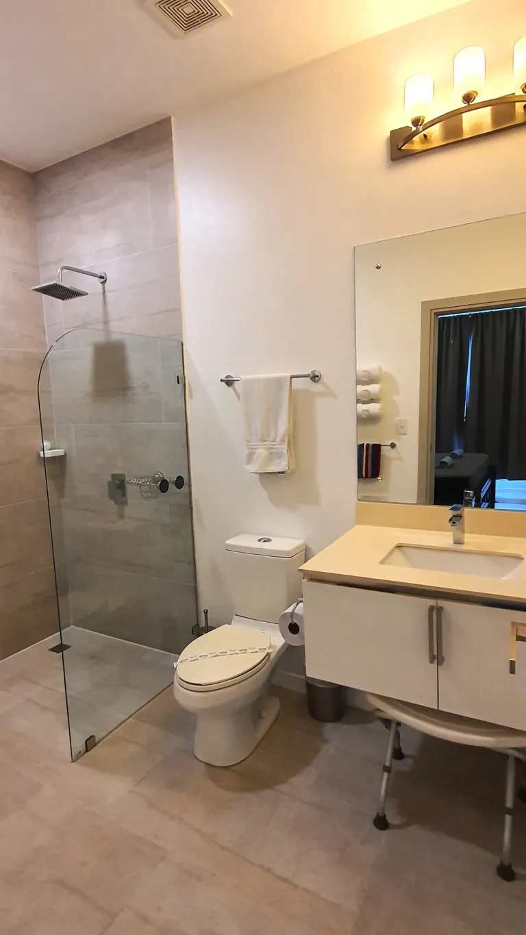 Stylish 2-Bedroom Condo in South side of Jaco – Walk to the Ocean - image 15