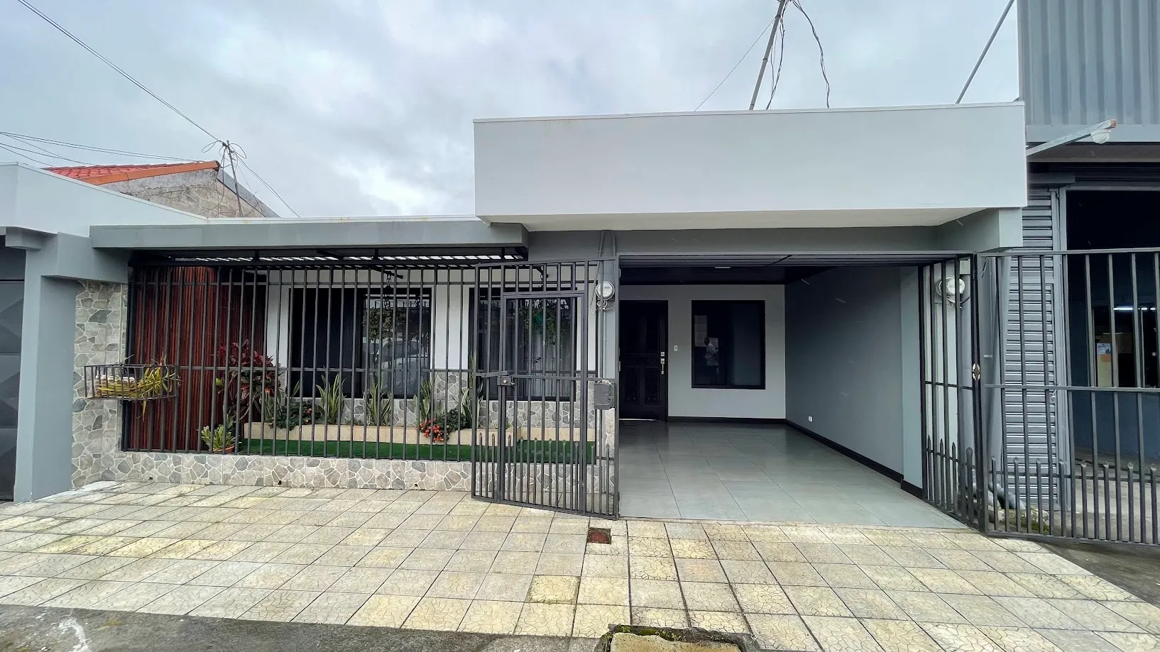 HOUSE WITH APARTMEN FOR SALE IN SAN RAMON, ALAJUELA   - image 4