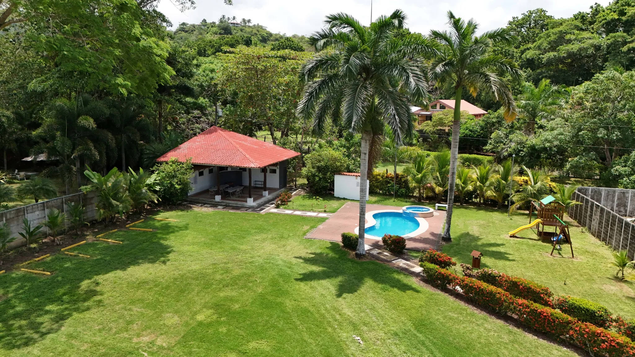 Discover this beautiful brand-new home located in an exclusive residential community in Playa Hermosa, just minutes away from one of Costa Rica’s most stunning beaches. - image 10