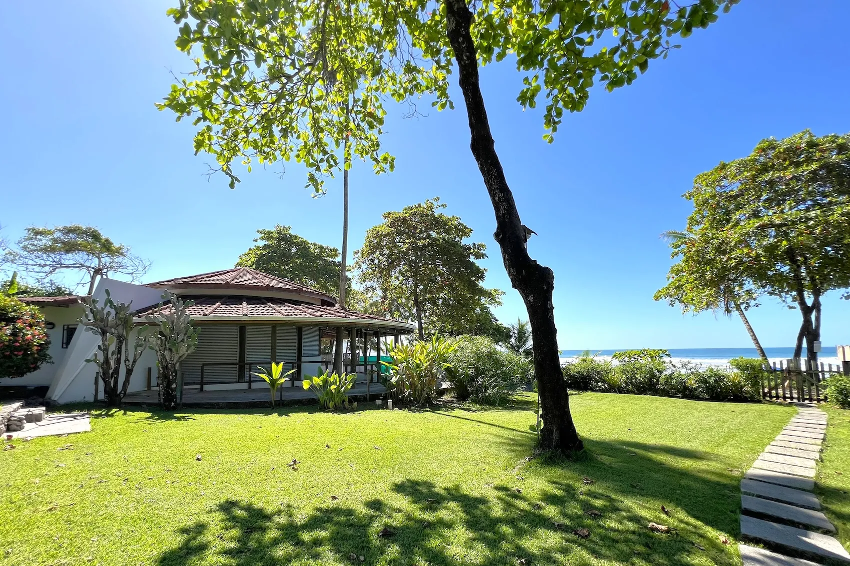 Beachfront 7 Bedroom Gem with Pool in Santa Teresa – Turnkey Rental Income - image 14