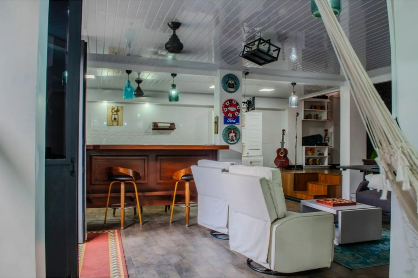 LUXURIOUS AND REFRESHING HOUSE IN PEREZ ZELEDON, COSTA RICA - image 6