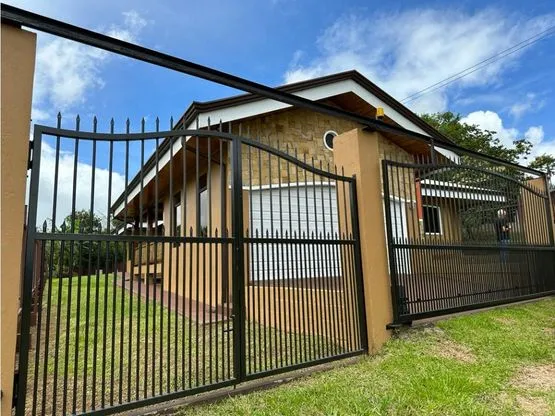  Spectacular Property with House in Ciudad Quesada - image 10