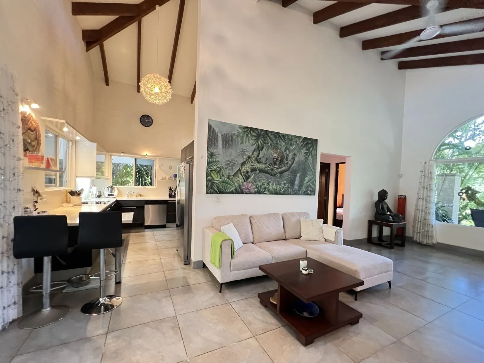 Villa Palma Royal Exclusive Private Estate with Modern Luxury and Natural Charm with horse stables in Las Delicias Santa Teresa - image 10