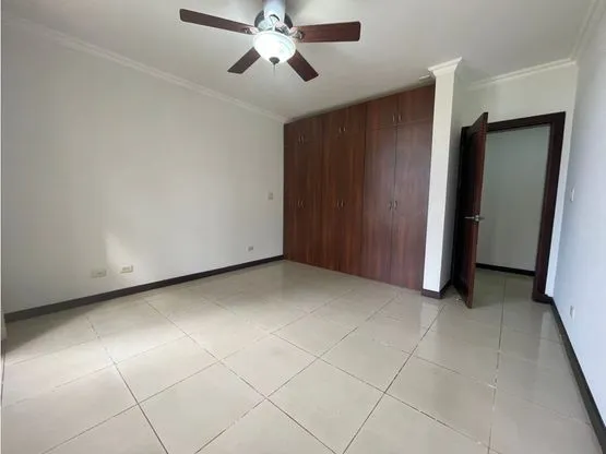 For Sale: Investment house in exclusive Gated Community in Santa Ana - image 14