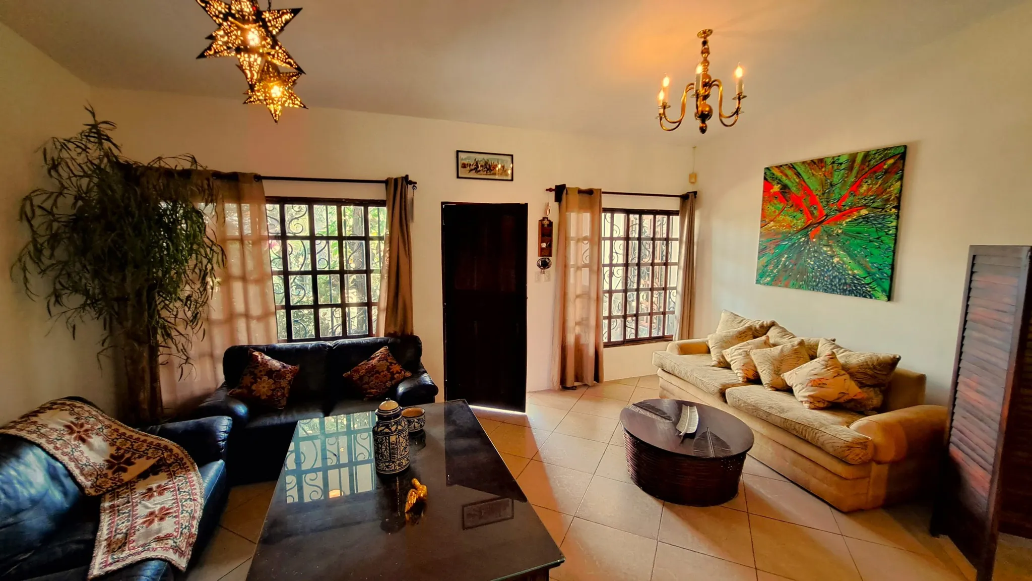 4-bedroom Detached Home with large Backyard near downtown Jacó - image 6